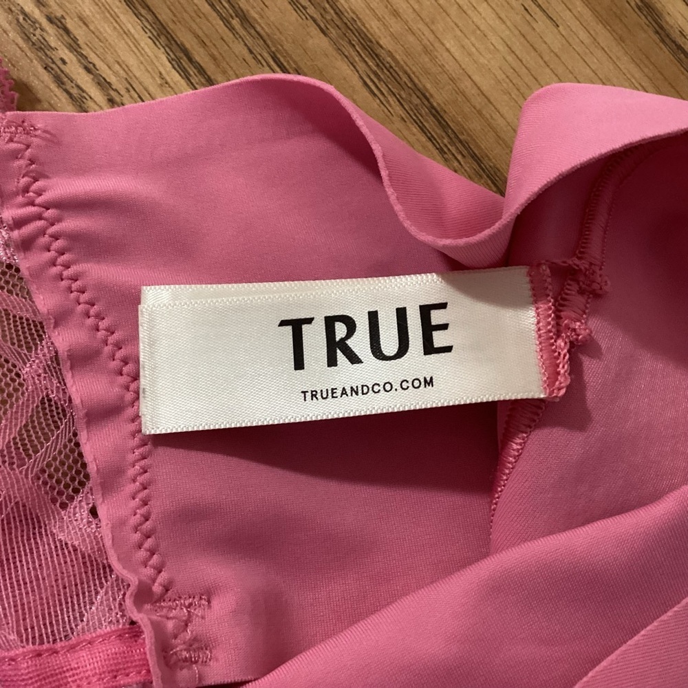 True And Co. Triangle Lace Racerback Bralette Size Large - Picture 4 of 6